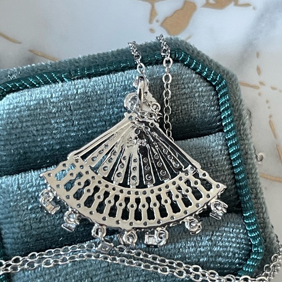 Fan shaped silver S925 stamped paved AAA CZ necklace - Picture 4 of 4